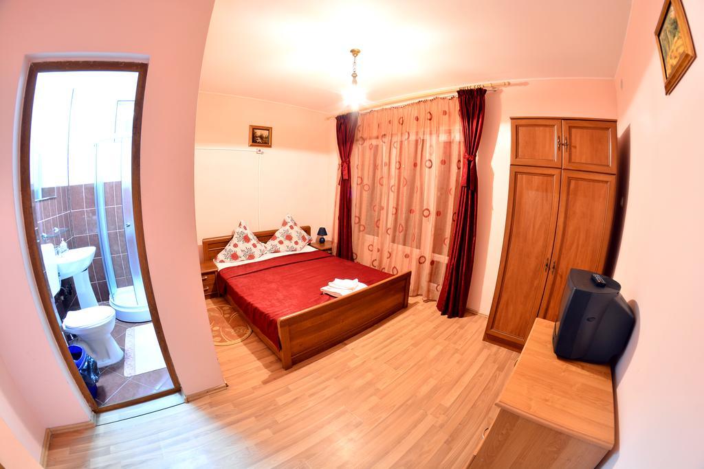 Pensiunea Deea Băile Herculane Extérieur photo