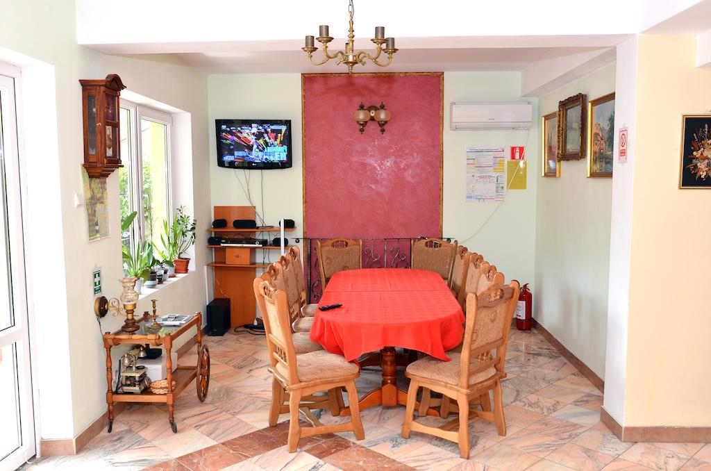 Pensiunea Deea Băile Herculane Extérieur photo