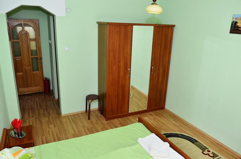 Pensiunea Deea Băile Herculane Extérieur photo